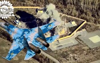Służby specjalne? To i bomby specjalne! Precyzyjnie roznieśli ich bazę (WIDEO)