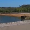 Budowa tajemniczego obiektu w okolicach Mariupola. Kadr z filmu