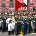 Żołnierze chińscy podczas tegorocznej parady wojskowej w Moskwie 9 maja