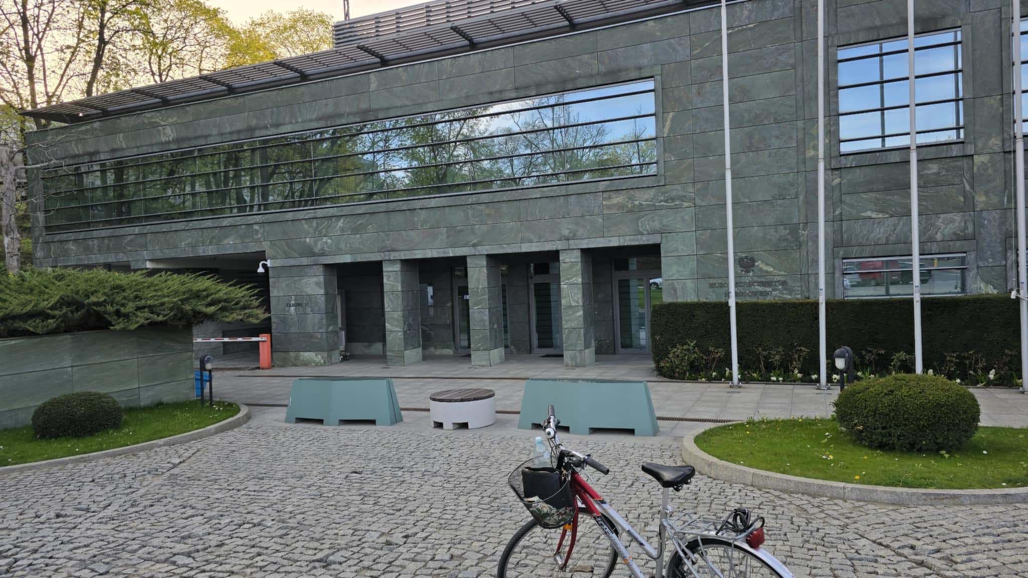 „To jest sygnał ostrzegawczy”. Prezydent zwołuje Radę Bezpieczeństwa Narodowego