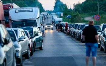 Paraliż na granicy z Białorusią. Tysiące samochodów utknęło w kolejce