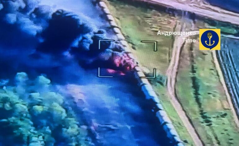 Ukraiński cios czy sabotaż? Pociąg cystern zamienia się w ogniste inferno pod Tokmakiem