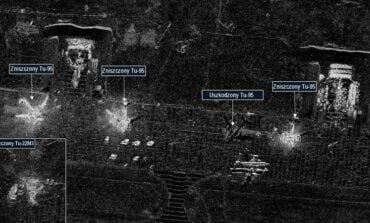 Rozwałka strategicznego lotnictwa wroga: Satelita pokazał skutki (WIDEO)