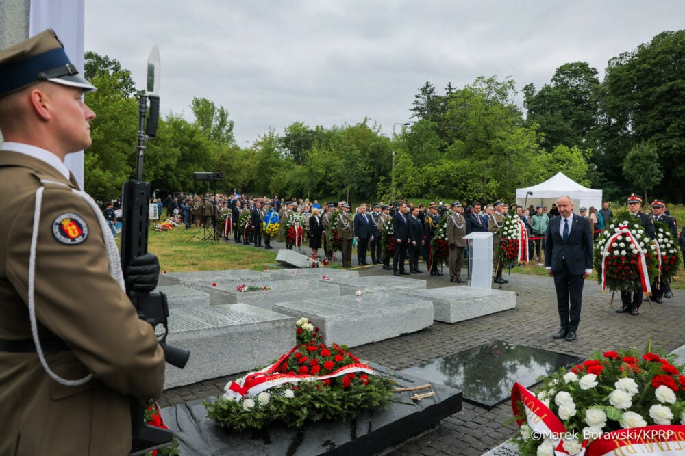 _Wojciech_Kolarski_Narodowy-Dzien-Pamieci-Ofiar-Ludobojstwa-dokonanego-przez-ukrainskich-nacjonalistow-na-obywatelach-II-Rzeczypospolitej-Polskiej_11-07-2025