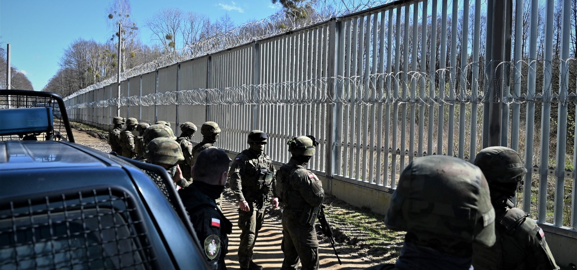 Strzały na granicy z Białorusią. Polscy żołnierze użyli broni wobec migrantów!