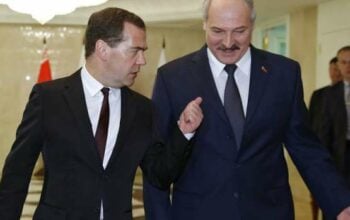 Szokujący plan Kremla: Zsyłają Miedwiediewa na odwyk. Łukaszenka się nim zajmie