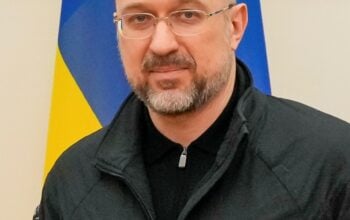 Błyskawiczna zmiana miejsc. Były premier ministrem obrony