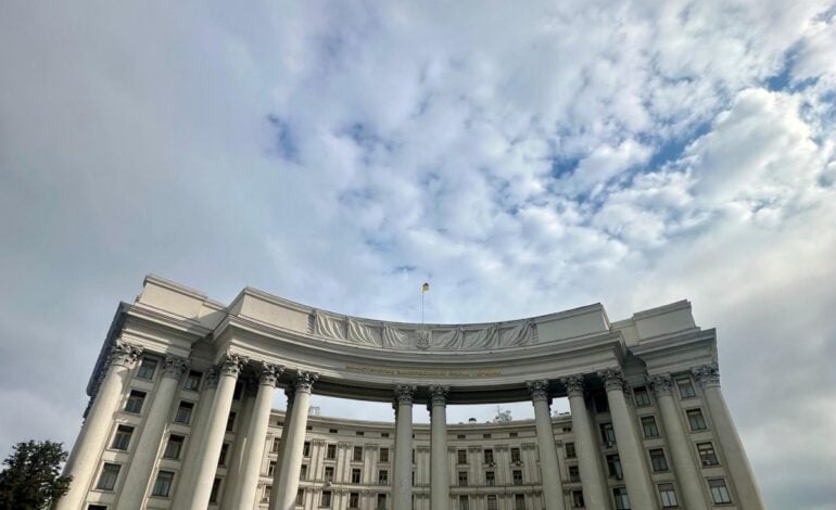 Putin rzekomo przekazał Węgrom ukraińskich jeńców. Ukraina domaga się szczegółów