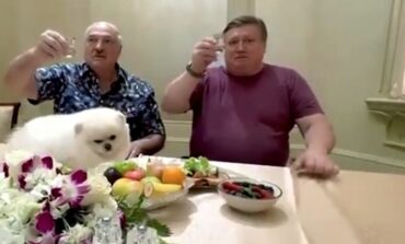 "Zdumiewające, ale Łukaszenka przyleciał kompletnie pijany..." (WIDEO)