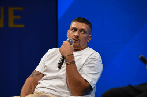 Na Krymie na całego ruszyła grabież ukraińskiego majątku. Jedną z pierwszych ofiar jest pięściarz Ołeksandr Usyk