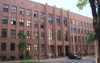 MSZ RP zaleca polskim obywatelom niezwłoczne opuszczenie Rosji