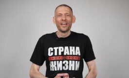 „Wstyd i ból. Czekajcie tak dalej...!” – Wróg Łukaszenki bez litości dla Białorusinów (WIDEO)