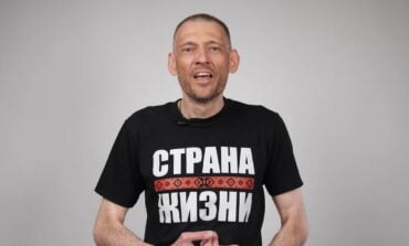 „Wstyd i ból. Czekajcie tak dalej...!” – Wróg Łukaszenki bez litości dla Białorusinów (WIDEO)