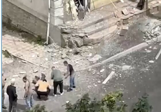 „Kurierzy śmierci” sieją panikę! Mera wysadzili na progu własnego domu (2x WIDEO)