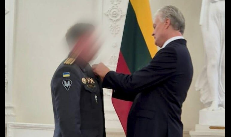 Odznaczenie ukraińskiego żołnierza