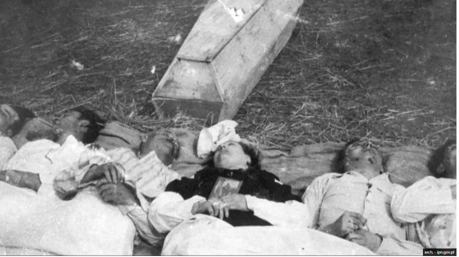 Zamordowana rodzina Rudnickich. Fot: IPN.gov.pl