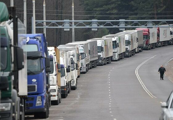 „Przyjaciel” Putina nie dowozi? Towary do Rosji utknęły na granicach!