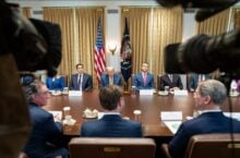 Tajny plan USA dogadany z Kremlem? Sensacyjne doniesienia o ultimatum wobec Ukrainy