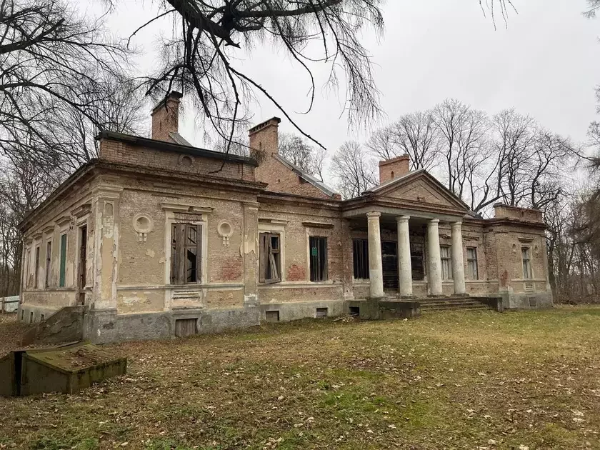 Dwór Puzynów w Hrymiaczu, powiat kamieniecki. Zdjęcie: Wirtualny Brześć