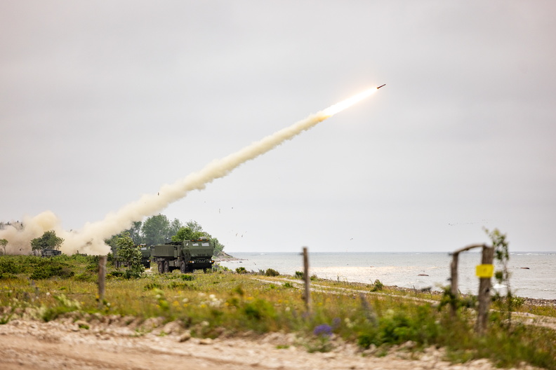 Rakiety poleciały w stronę Petersburga? HIMARS-y nad Bałtykiem wywołały panikę w Rosji