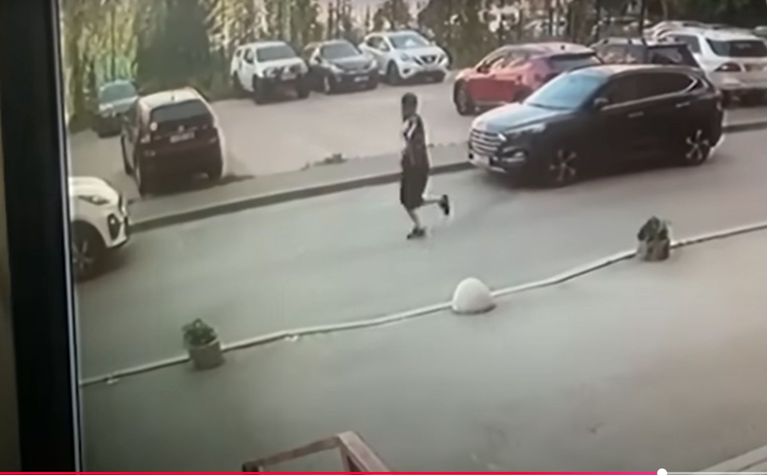 Ukraińscy neonaziści terroryzują Kijów. Chwalą się polowaniem na SBU: „To dopiero początek”