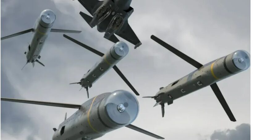 Wizualizacja amunicji o zwiększonym zasięgu (ERAM) wystrzelonej z myśliwca F-35. (Źródło: Boeing)