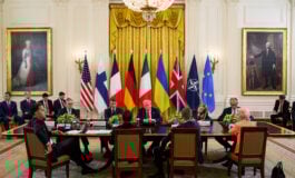 „Z pistoletem przy głowie”. Zachód gotów rozmawiać o planie USA. Problemem — 1 kluczowy punkt!