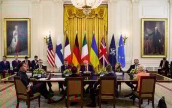 „Z pistoletem przy głowie”. Zachód gotów rozmawiać o planie USA. Problemem — 1 kluczowy punkt!