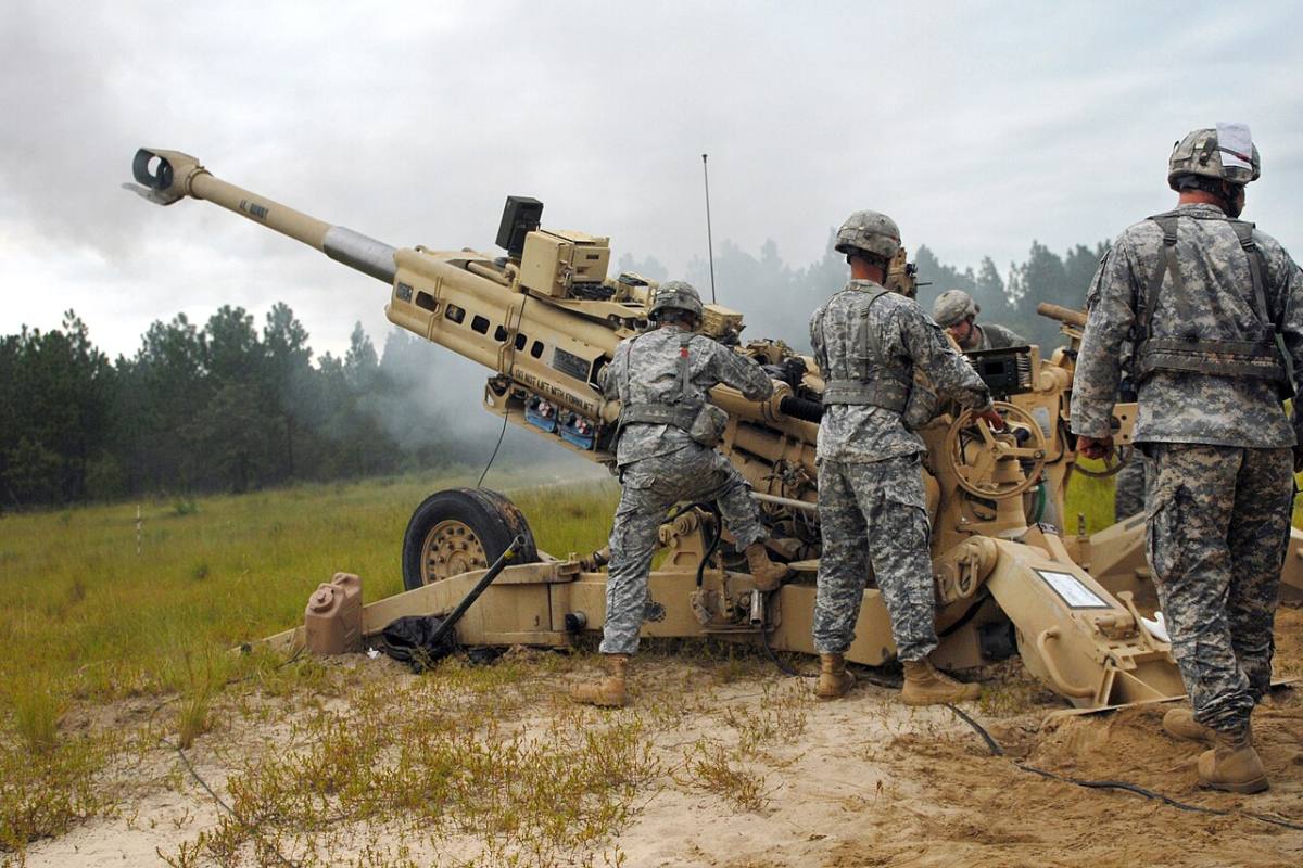 Haubica M777