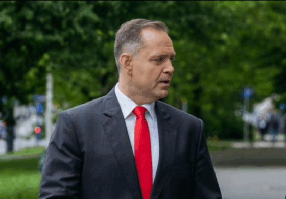 „Stop banderyzmowi”: Prezydent ogłasza inicjatywę i wetuje pomoc dla Ukraińców