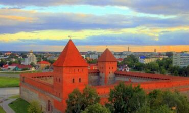 Połowę mieszkańców stanowią Polacy, ale władza murem za Putinem!