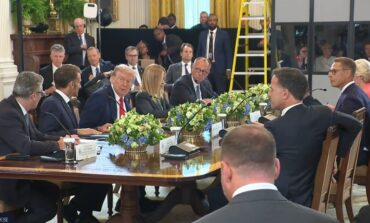 Trump przerwał negocjacje z liderami UE i zadzwonił do Putina. Z czym wrócił?