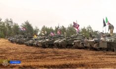 Bloomberg: 10 państw wyśle wojska na Ukrainę. Rosja ostrzega przed eskalacją