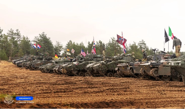 Bloomberg: 10 państw wyśle wojska na Ukrainę. Rosja ostrzega przed eskalacją