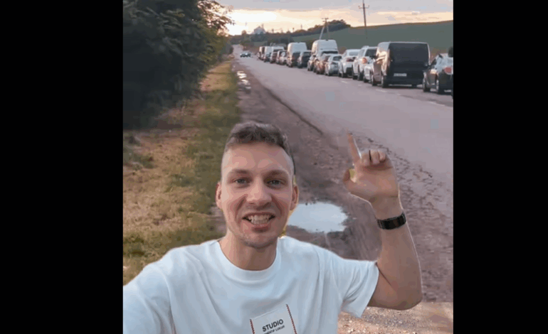 Radość 22-letnich Ukraińców. Zełenski pozwolił im wyjeżdżać do Polski! (WIDEO)