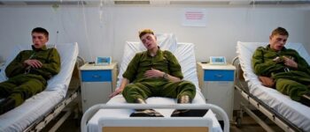 Śmiertelny wirus zaatakował armię! "Roznoszą to po całym kraju"