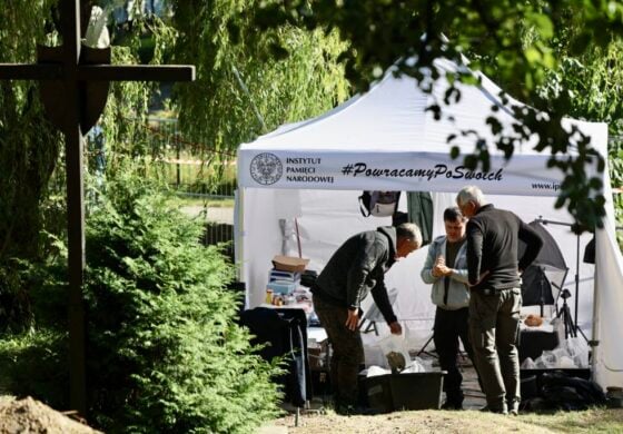 Wrócili po swoich. We Lwowie wydobyto szczątki kilkudziesięciu Polaków