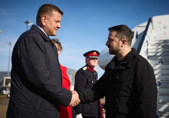 To nie spekulacje: B. głównodowodzący armią powołał tajny sztab w Londynie. Gra przeciwko Zełenskiemu