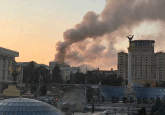 Tego jeszcze nie było. Rosyjskie rakiety trafiły w budynek Rady Ministrów