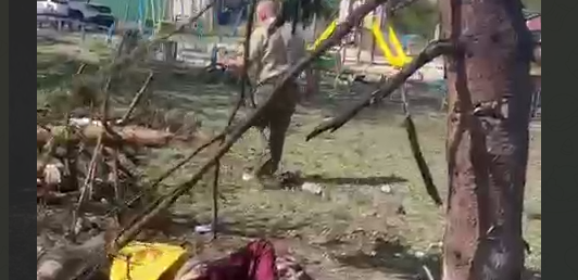 Uwaga: (+18) Kilkudziesięciu emerytów stało w kolejce po wypłaty gdy nagle…. (WIDEO)