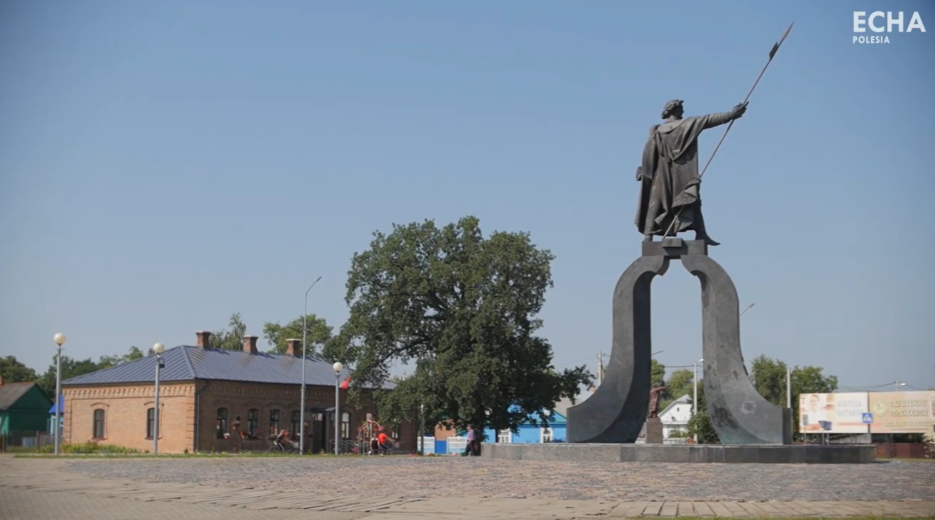 Dawidgródek. Po Polsce pozostało jeszcze Drzewko Wolności, budynek KOP i szkoła (WIDEO)