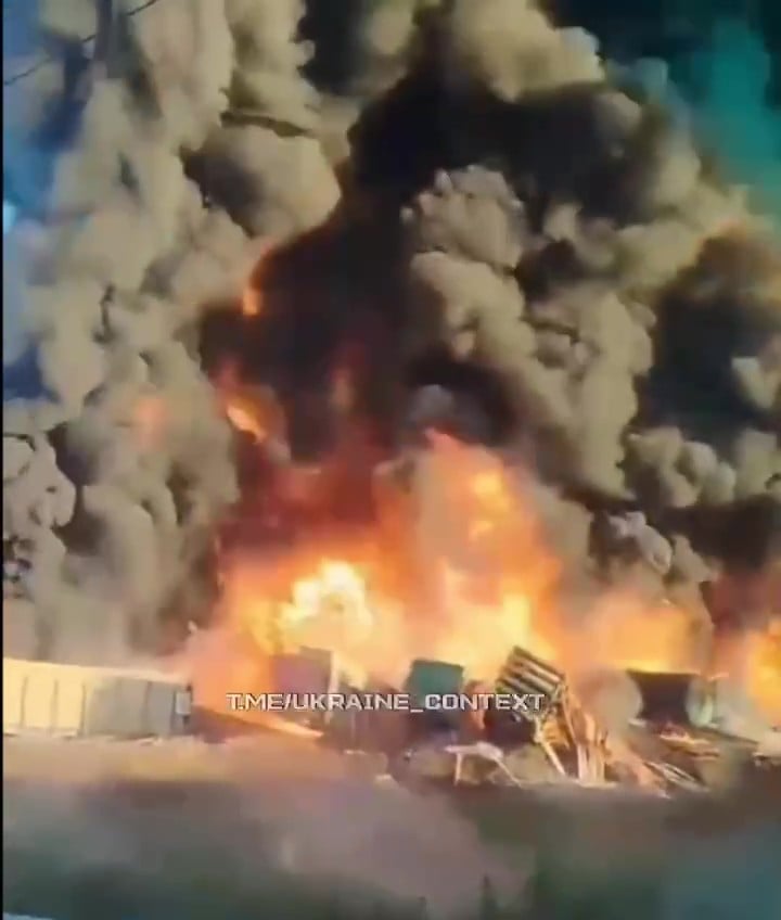 Katastrofa kolejowa pod granicą z Białorusią. Płonie pociąg, ruch sparaliżowany!