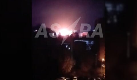 Nawet 1200 km za linią frontu, dwa różne kierunki! Fabryki stanęły w ogniu [WIDEO]