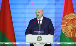 Łukaszenka chce się dogadać ws. migrantów, ale nie z „pętlą na szyi”