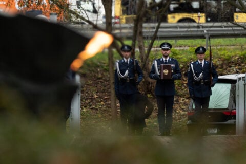 Zabity strzałem w tył głowy. Policjant powrócił z Miednoje do Polski