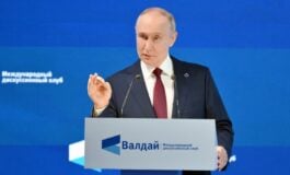 Nikt nas nie lubi, nikt nas nie szanuje. To nie ludzie - to wilki! Wałdajski stand-up Putina