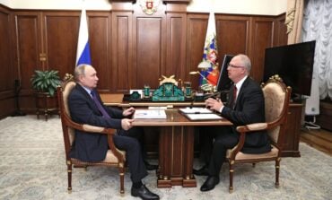 „Jesteśmy na drodze do pokoju i jako przywracający go musimy uczynić to możliwym”. Herold Putina o perspektywie końca wojny