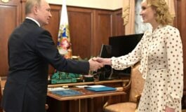 Rosyjska zombizacja. Zbrodniarka wojenna chwali się jak zrusyfikowała ukraińskiego chłopca