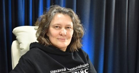 A tak się starała. W Rosji poczet ekstremistów zasiliła ukraińska zdrajczyni i Z-propagandzistka