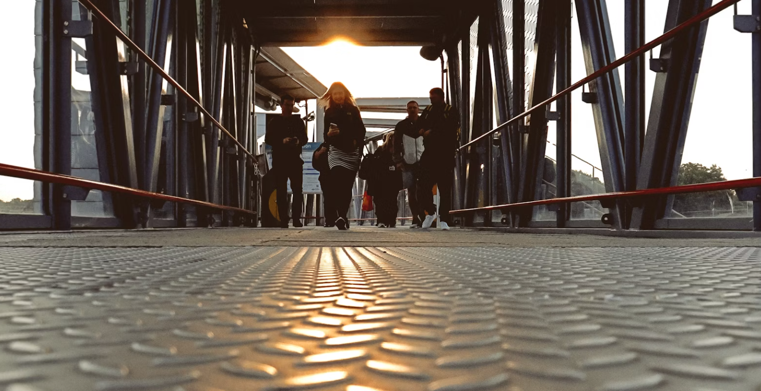 Zaczęło się. Tysiące ministerialnych urzędników idzie na bruk!